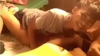 Mga BOBO Ginangbang ang Classmate sa Highschool